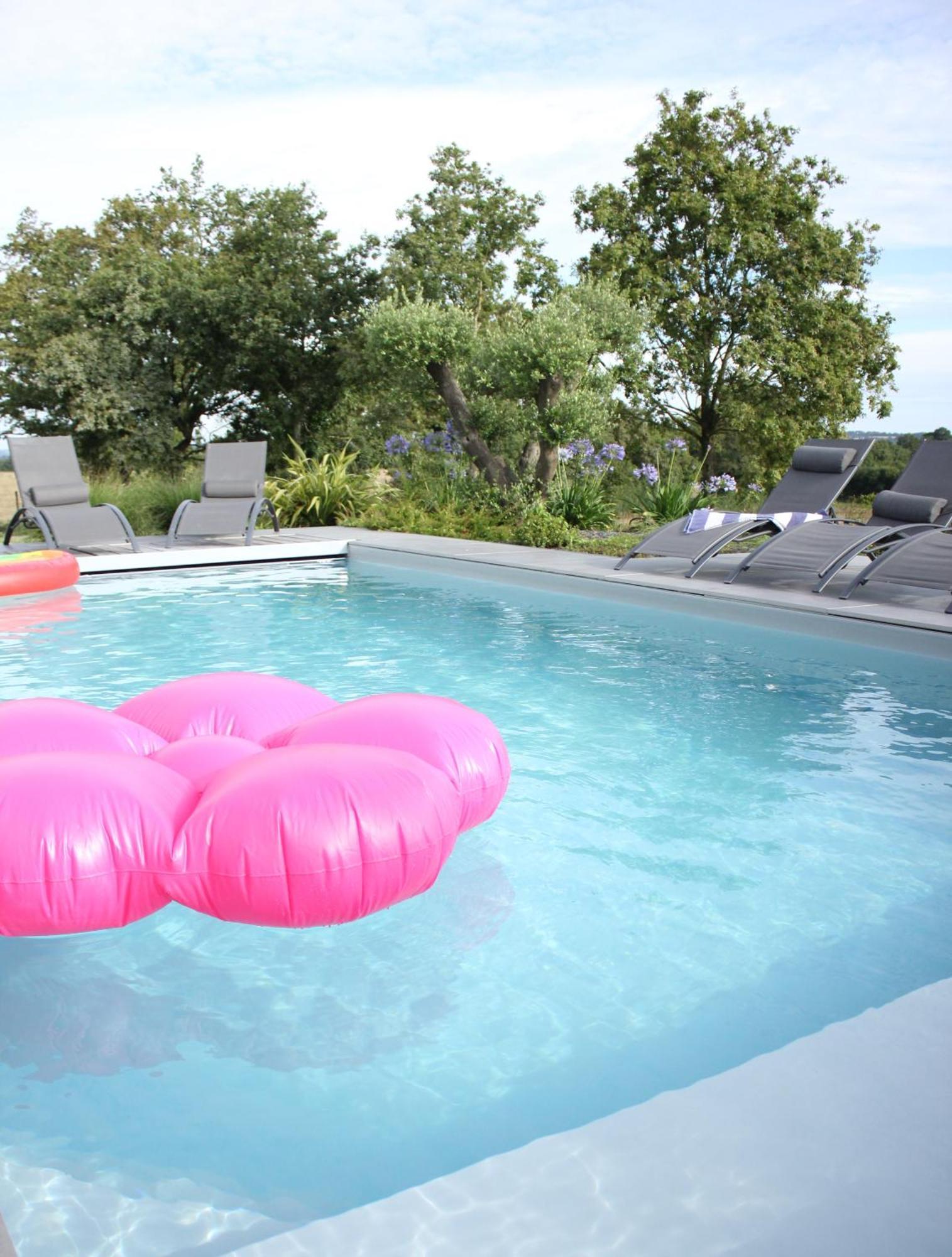 Villa De Groupe Avec Piscine, Jacuzzi Et Vue Nature Pierric Exterior photo